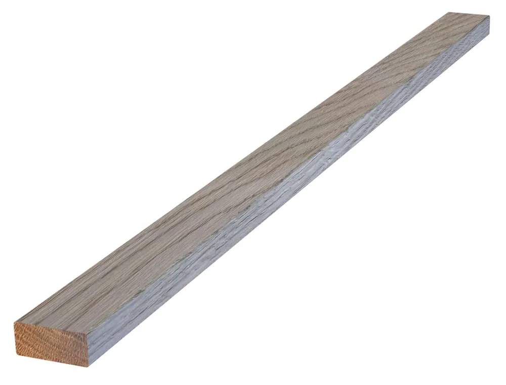 Moelven spile hvitlasert eik 20x45x2400 v:8247955 Moelven spile hvitlasert eik 20x45x2400 v:8247955