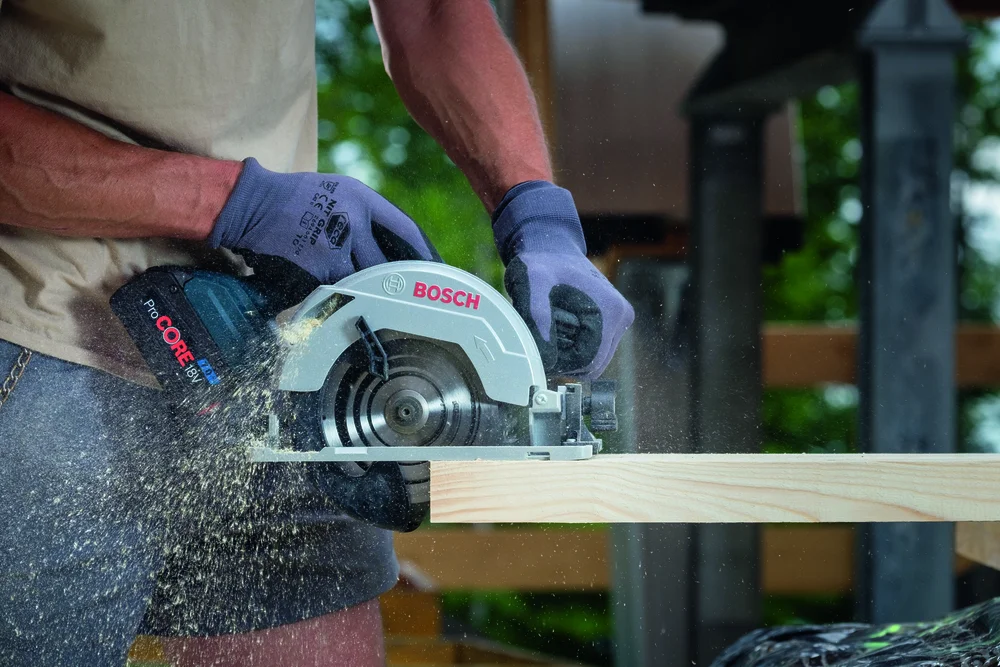 Bosch GKS 18V-57 G solo sirkelsag, 57 mm kuttedybde og styreskinnekompatibilitet v:5299444 Bosch GKS 18V-57 G solo sirkelsag, 57 mm kuttedybde og styreskinnekompatibilitet v:5299444