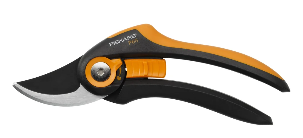 Fiskars Rosesaks Smart Fit P68 med sideskjær v:2069433 Fiskars Rosesaks Smart Fit P68 med sideskjær v:2069433